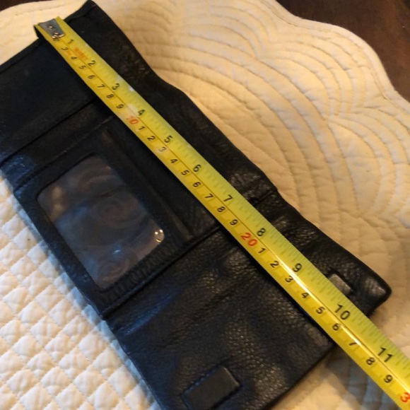 ✨ Brighton Classic soft pebbled leather billfold wallet silver swirl detail - Picture 8 of 9